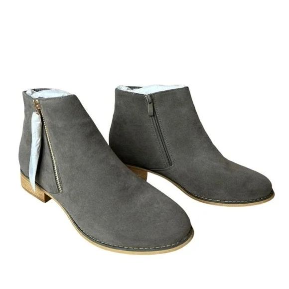 Journee Collection Trista Grey Tassel Zip-Up Faux Suede Boots 10‎ Bootie NWT - Picture 3 of 10